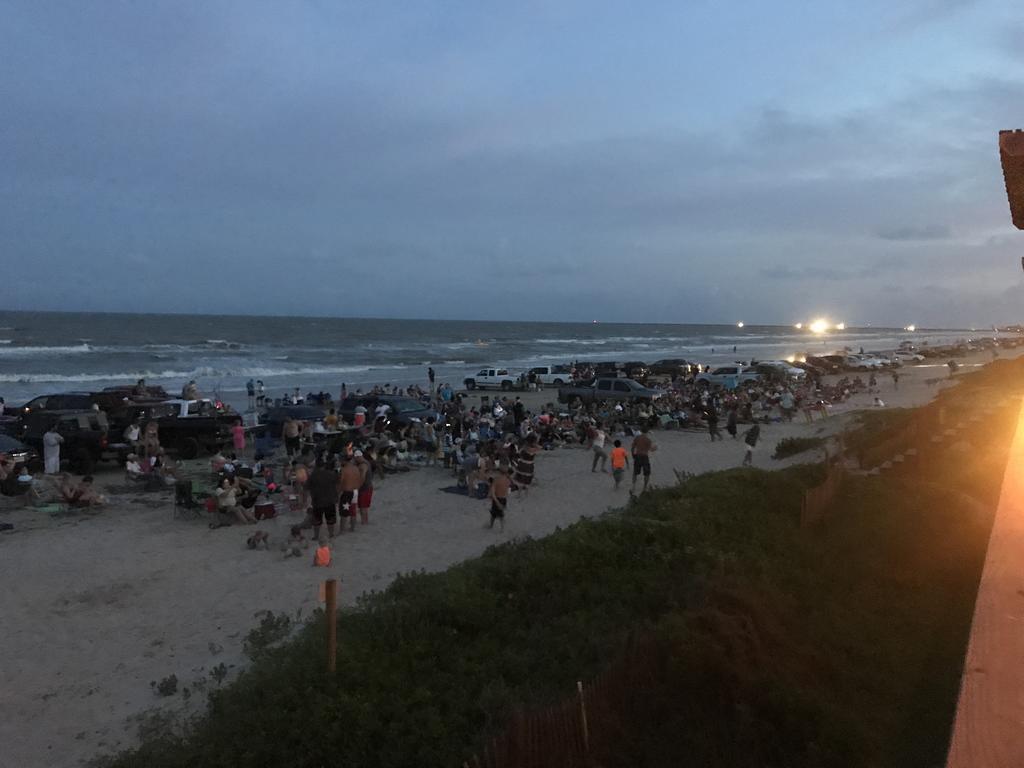 Ocean Village Hotel Surfside Beach Extérieur photo